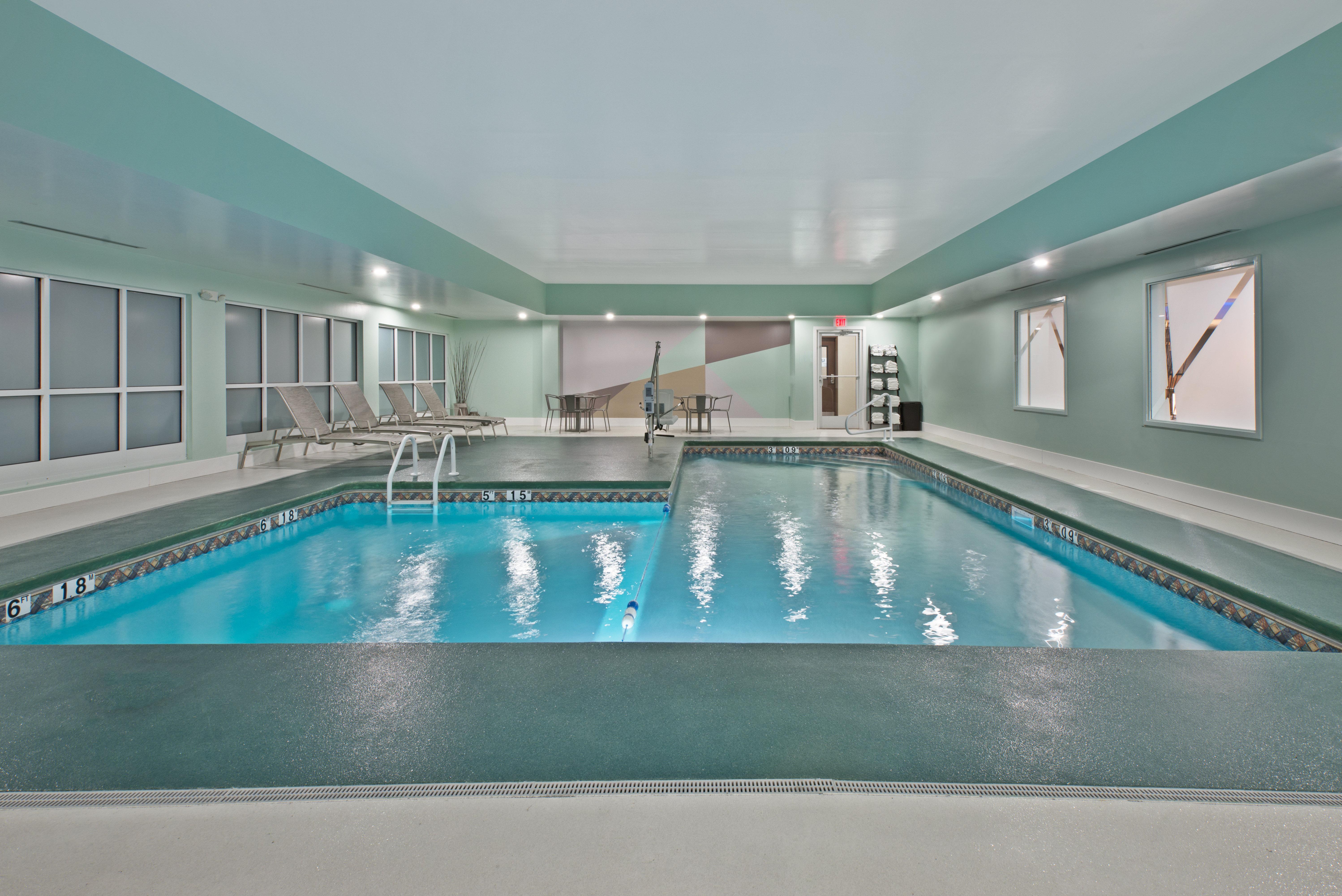 Holiday Inn Express & Suites New Cumberland By Ihg Экстерьер фото