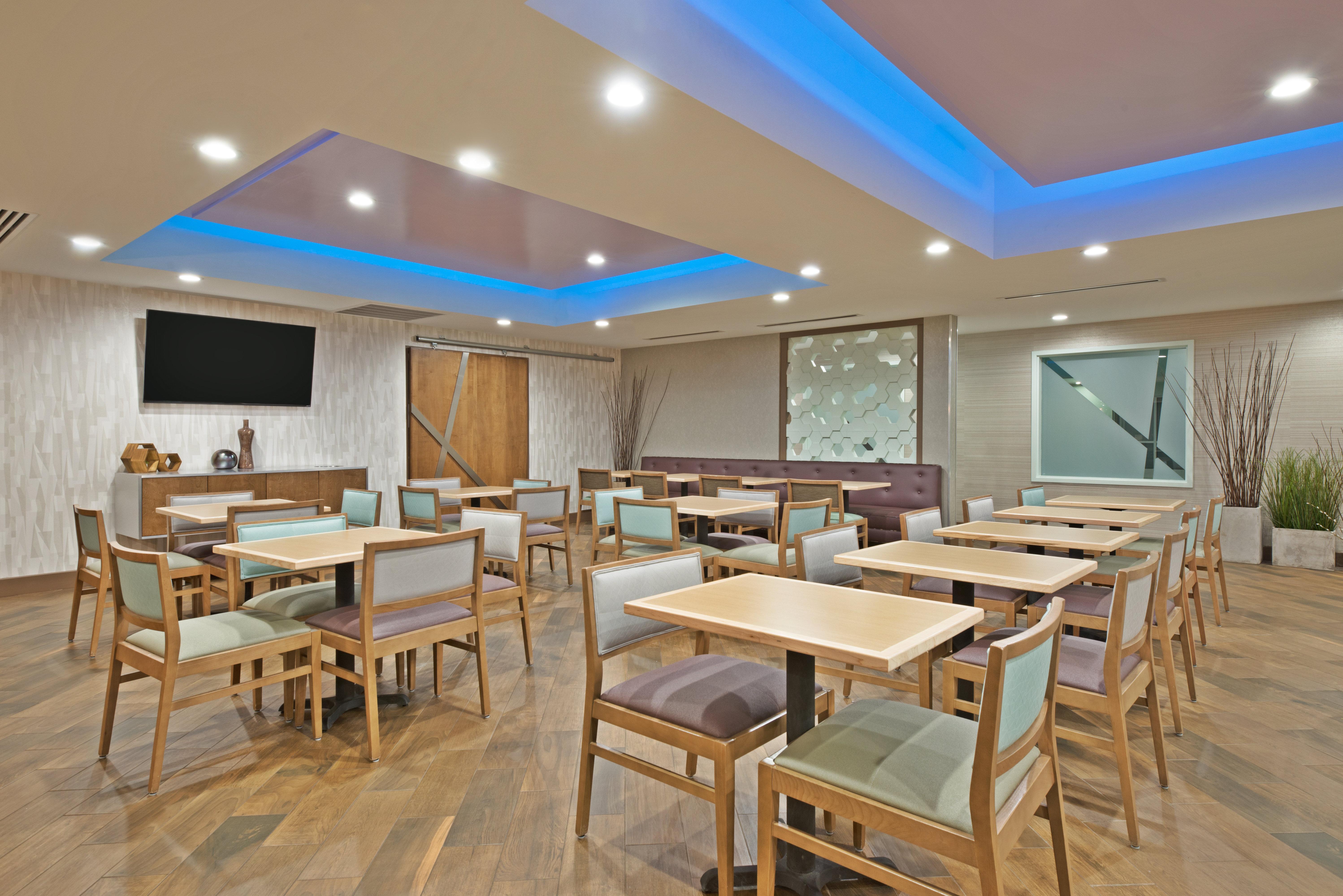 Holiday Inn Express & Suites New Cumberland By Ihg Экстерьер фото