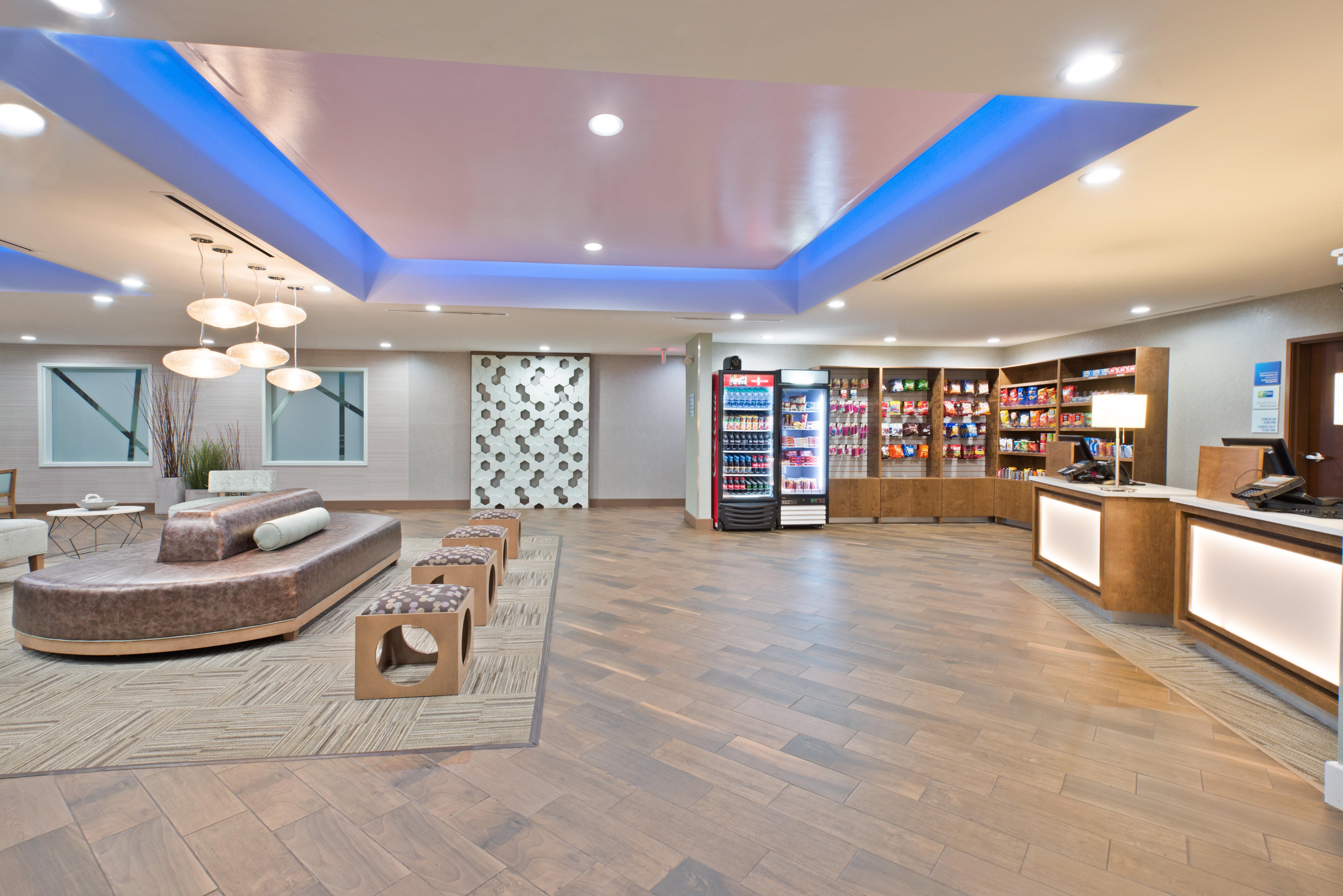 Holiday Inn Express & Suites New Cumberland By Ihg Экстерьер фото