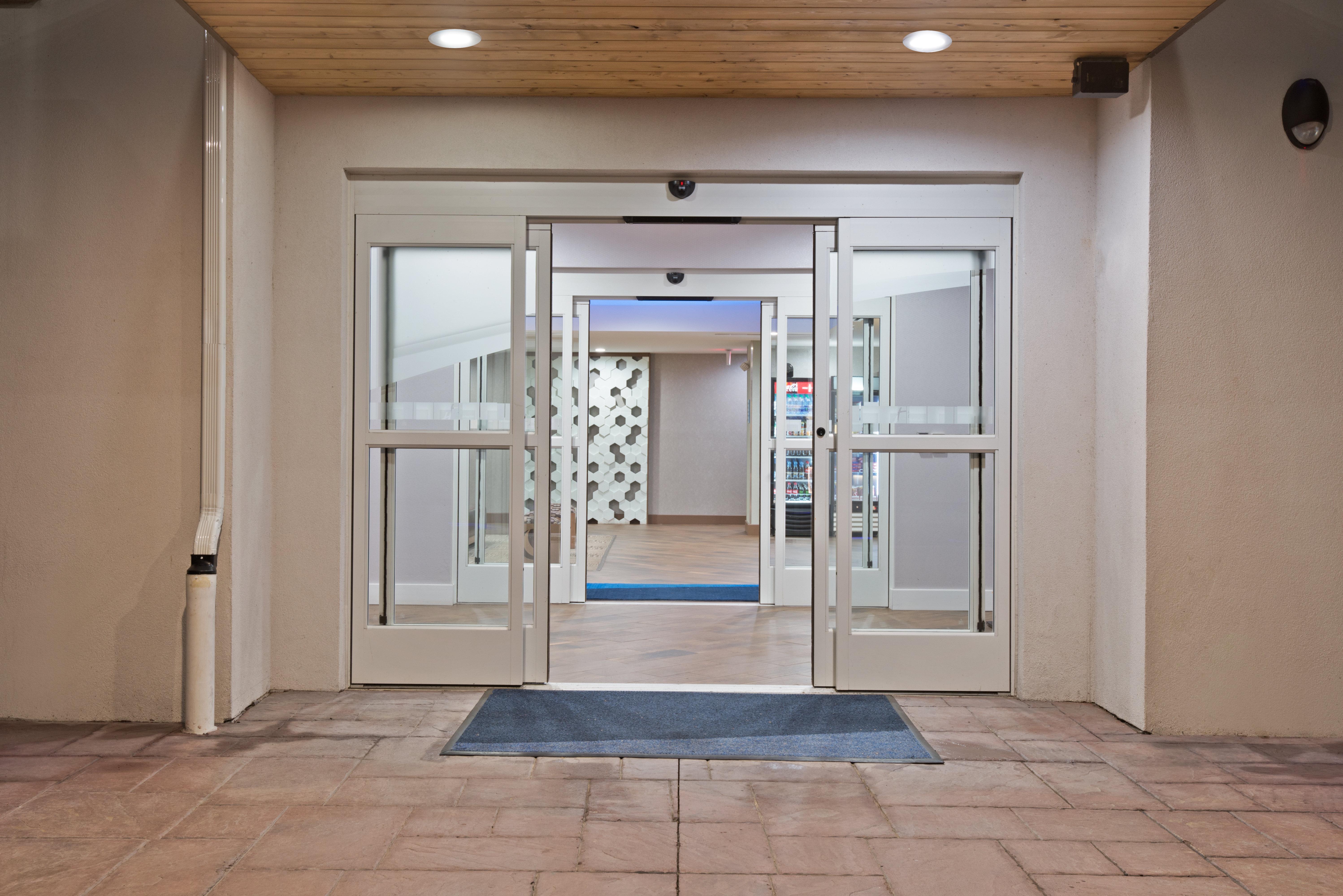 Holiday Inn Express & Suites New Cumberland By Ihg Экстерьер фото